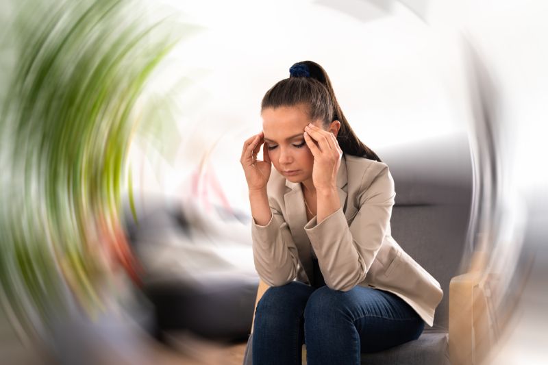 Beat Vertigo at Home: Diet & Life Tips