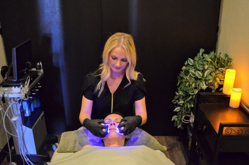 Hydrafacial LED light therapy
